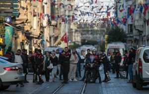 عملیات تروریستی در میدان تکسیم استانبول