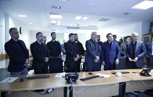 (بازدید وزیر اقتصاد از مجموعه بانک سپه / قدردانی مدنی‌زاده از مدیران و کارکنان این بانک