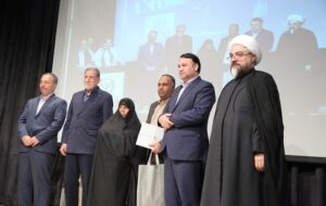 (مراسم گرامیداشت هفته دفاع مقدس و یادواره ۴۳ شهید بانک سپه برگزار شد